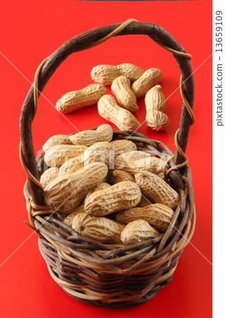 peanuts peanuts 13659109