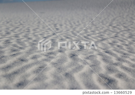 White desert White desert 13660529