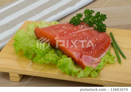Salmon 13661674