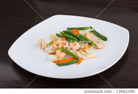 Shrimp salad 13662390