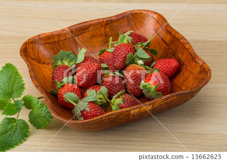 Fresh strawberry Fresh strawberry 13662625