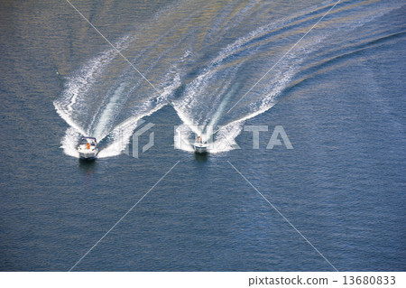 Two speedboats 13680833