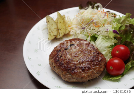 Delicious hamburger chic table Delicious hamburger chic table 13681086