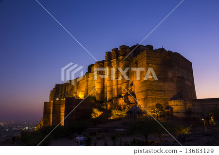 Mehrangarh Fort, Jodhpur, Rajasthan, INDIA 13683129