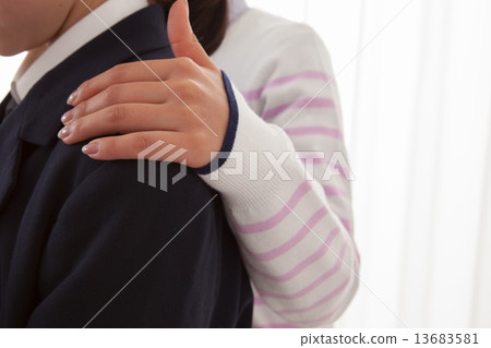 high school girl, parenthood, parent and child 13683581