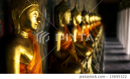 Buddhas of Wat Arun 13695322