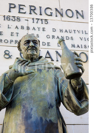 Dom Perignon statue, Epernay, Champagne Region, France 13700386