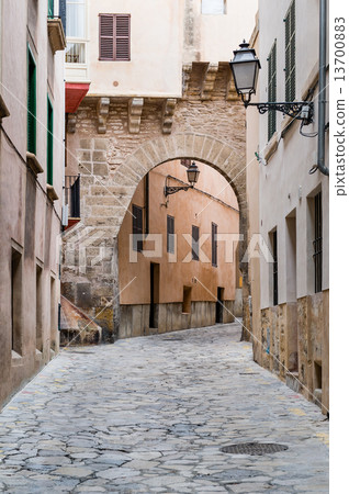 Old mediterranean town streets Old mediterranean town streets 13700883