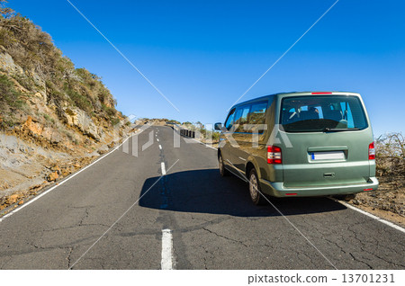 Way to observatory on La Palma island 13701231