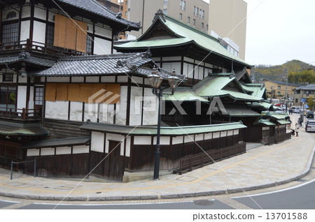 Dogo Onsen Main Bldg. (Dogakino-cho, Matsuyama-shi Ehime Prefecture) 13701588