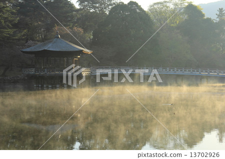 早上拱頂 13702926