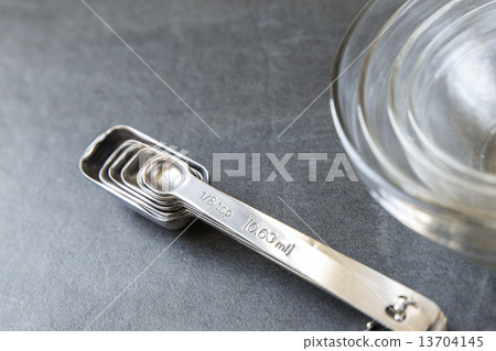 Measuring spoon Measuring spoon 13704145