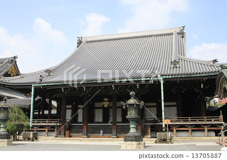 Amida Hall at Bukkoji Temple in Shimogyo Ward, Kyoto City Amida Hall at Bukkoji Temple in Shimogyo Ward, Kyoto City 13705887