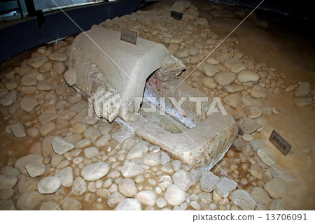 Hachimanzuka Kofun Hachimanzuka Kofun 13706091