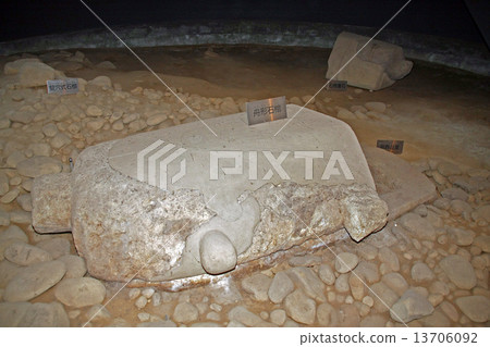 Hachimanzuka Kofun Hachimanzuka Kofun 13706092