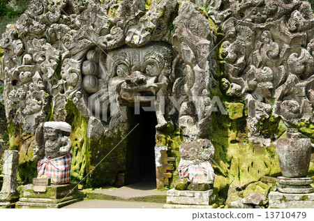 Bali Goa · Gaja relief Bali Goa · Gaja relief 13710479