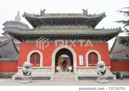 Anno Tenonji塔在中國河南省安諾 Anno Tenonji塔在中國河南省安諾 13710781