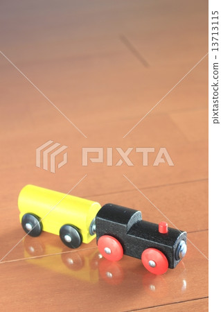 Toy train 13713115