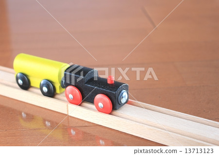 Toy train 13713123