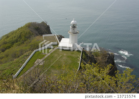 Cape Tikiu 13715574