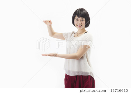 A black hair woman A black hair woman 13716610