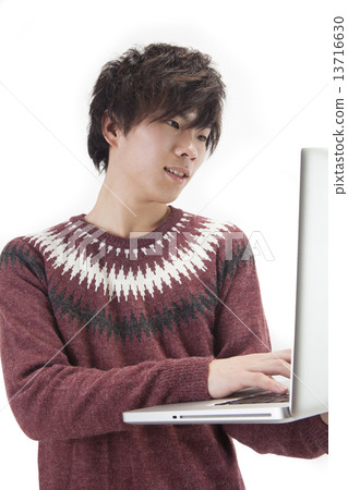 College student's youth 13716630