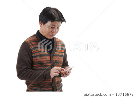Elderly man Elderly man 13716672