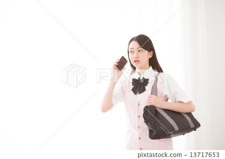 smart phone, person, female 13717653