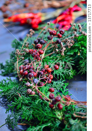 Christmas wreath Christmas wreath 13717713