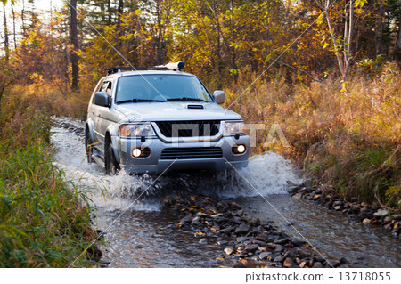 Autumn ride 13718055