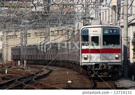 [TJ] Tobu Tojo Line Series 9000 (prototype vehicle) 13719132