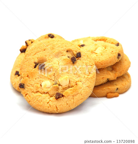 Strawberry chips cookies isolated on white background 13720898