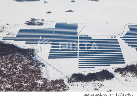 Aerial photo of solar power plant 13722465