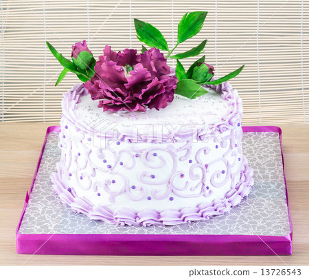 Wedding cake with flower Wedding cake with flower 13726543