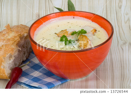 Cheese soup with croutons 13726544