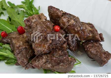 Roasted venison 13726725