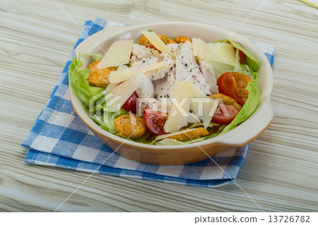 Caesar salad with chicken 13726782