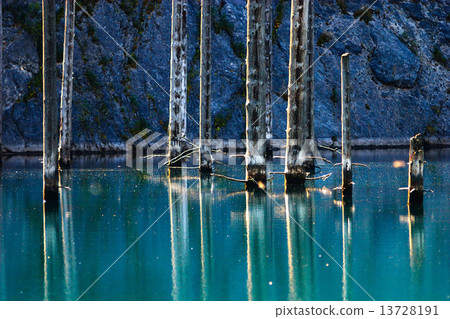 Kaindy Lake in Tien Shan mountain, Kazakhstan. Autumn 13728191