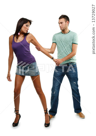 couple in love 13729027
