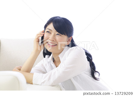 年輕的女士 年輕的女士 13729209