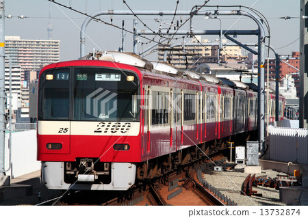 Keikyu 2100 Shinkansen train bound for Misakiguchi 13732874