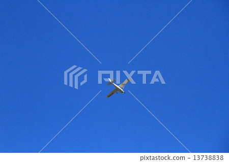 Flight of blue sky 13738838
