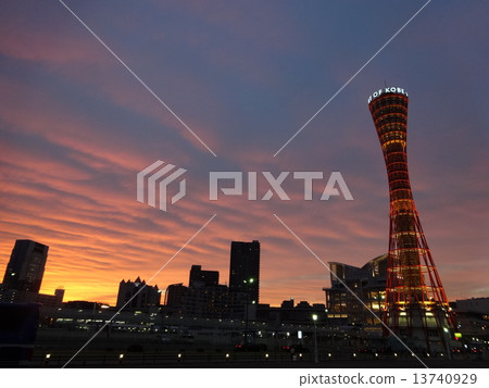 Kobe port tower of sunset Kobe port tower of sunset 13740929