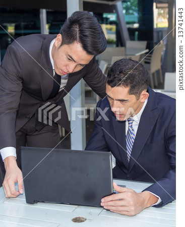 Business Coaching 13741443