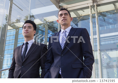 Business Men/Partnership 13741595