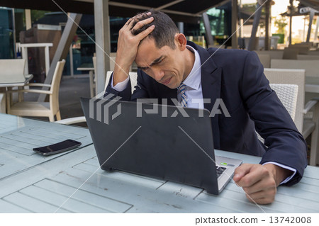 Day to Day Business in Action 13742008