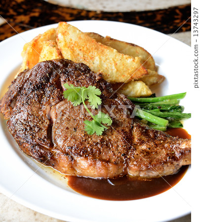 American steak 13743297