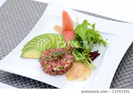 Marinated tuna Marinated tuna 13743301
