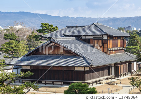 Nijo Castle Honmaru Gotembu 13749064