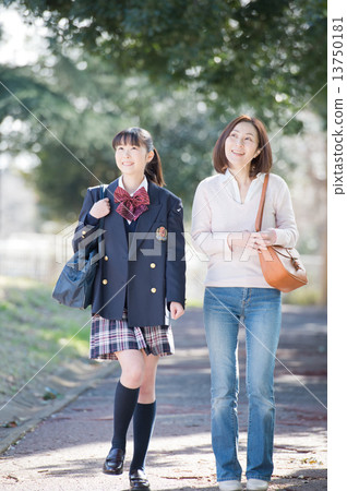 Mother and daughter Mother and daughter 13750181